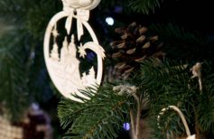 Decoraciones de madera para el árbol de Navidad