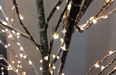 Árbol de Navidad con luces incorporadas - Holyart.es Blog