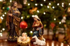 Pesebre Completo o solamente trío de la Natividad