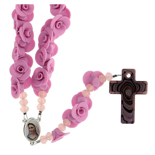Rosario Medjugorje rosas púrpura cruz vidrio Murano
