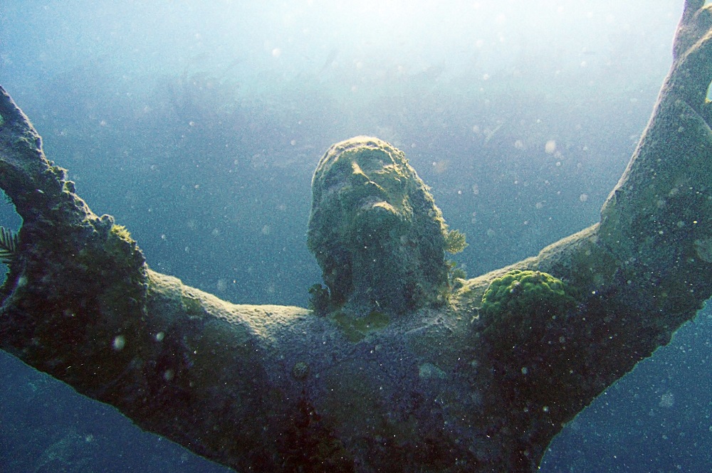 Cristo del Abismo