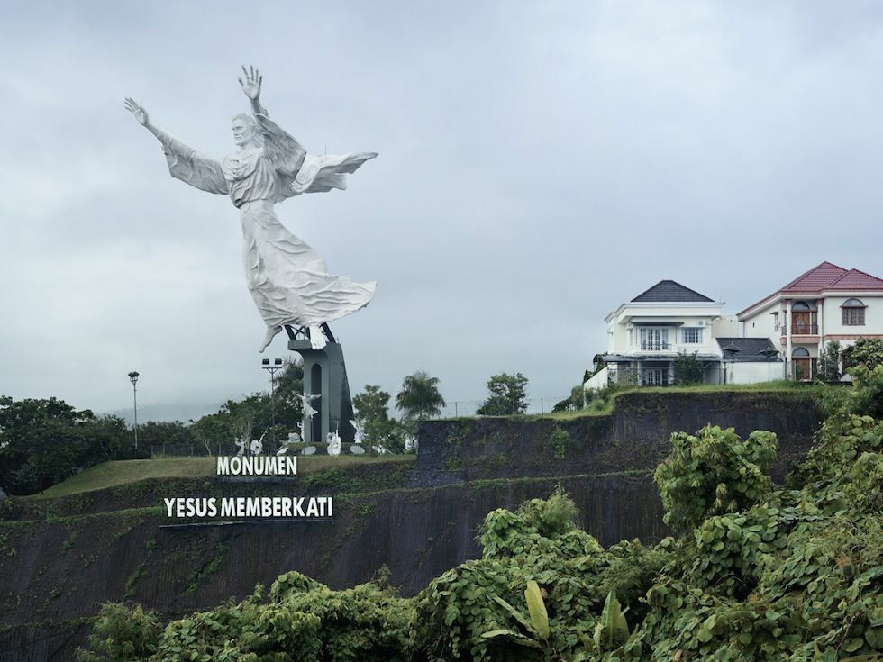 Cristo en Manado