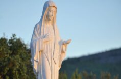 La Virgen de Medjugorje y los lugares más significativos