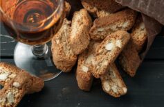 Vino de misa y vin santo: lo que tienen en común