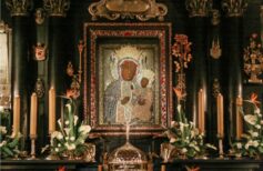 La Virgen Negra de Częstochowa pintada por San Lucas