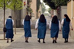 Vestimentas para monjas para cada orden un color