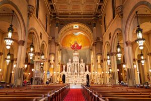 Dedicación de una iglesia: he aquí cómo se produce el nacimiento de un nuevo edificio sagrado