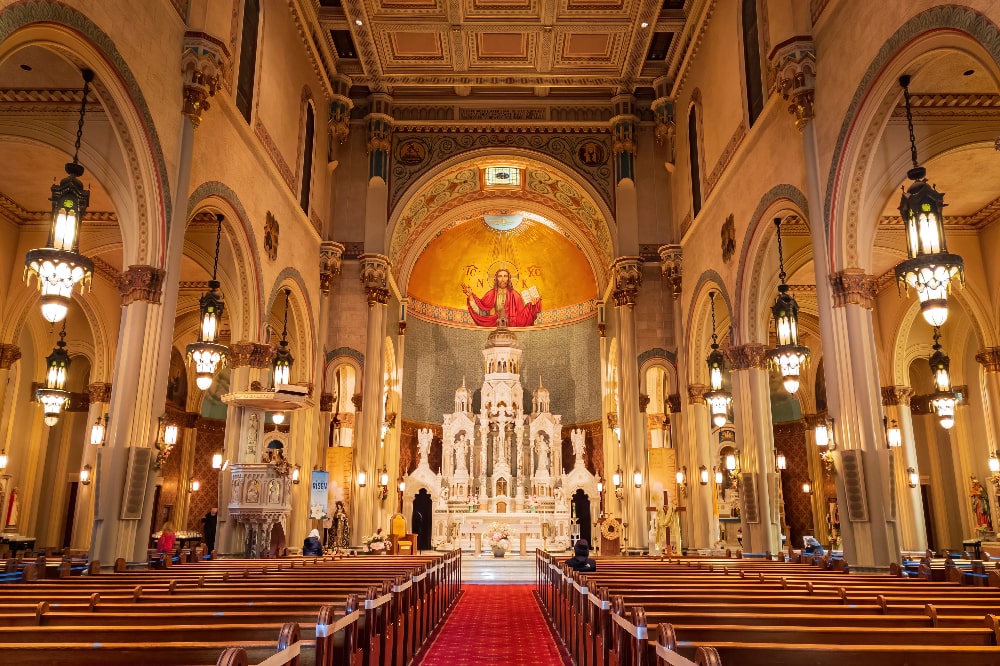 Dedicación de una iglesia: he aquí cómo se produce el nacimiento de un nuevo edificio sagrado