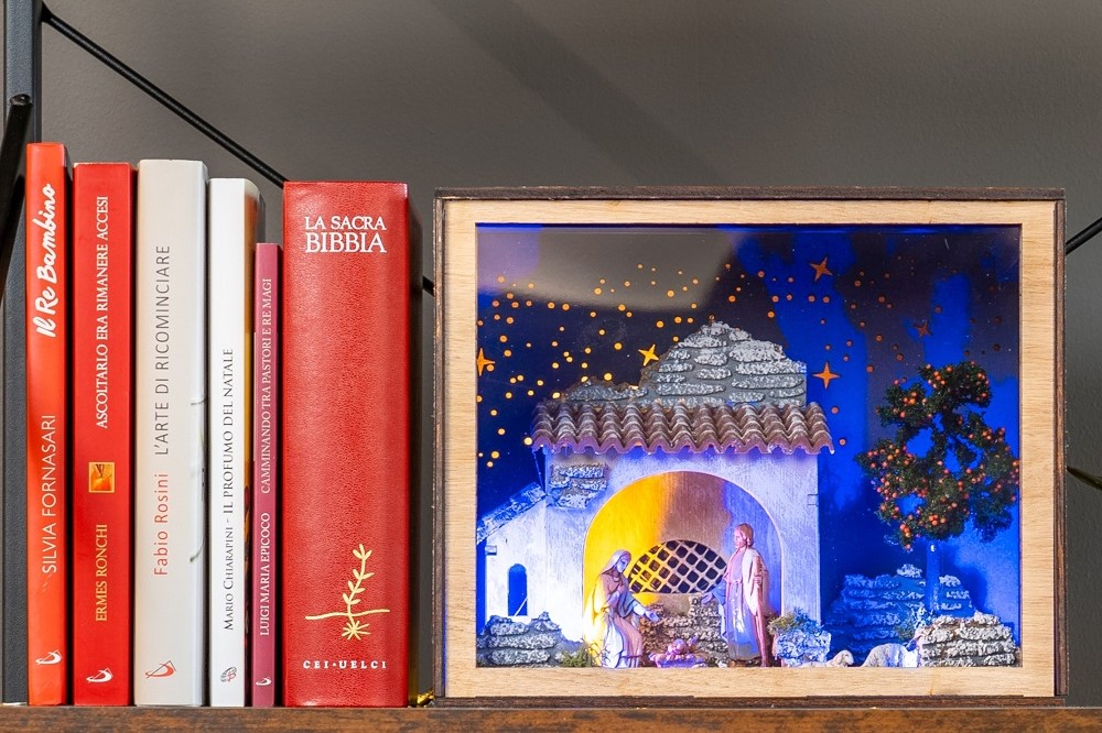 Belenes particulares: la Natividad en los book nook