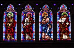 San Simón y San Judas Tadeo: los apóstoles mártires celebrados juntos San Simón y San Judas Tadeo