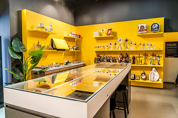 Gallery 6